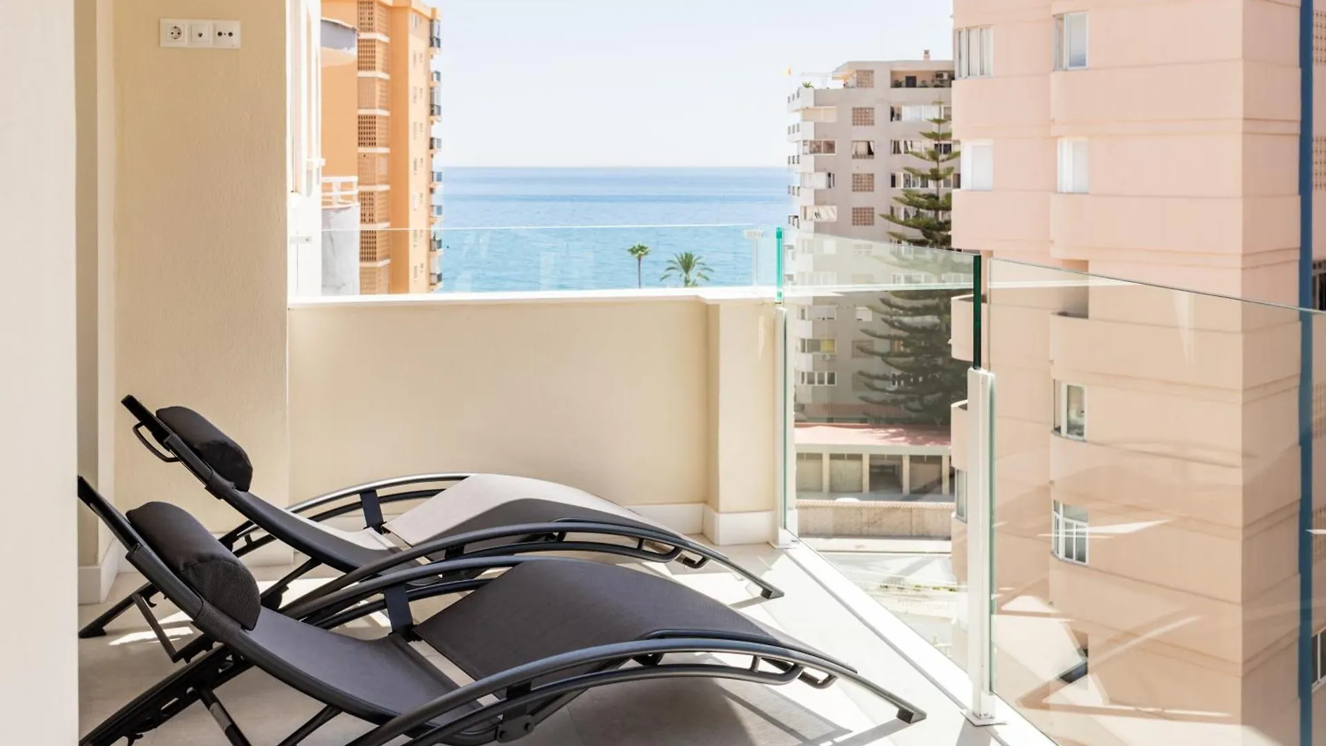 Apartment Sur Suites Del Sol Fuengirola Spain